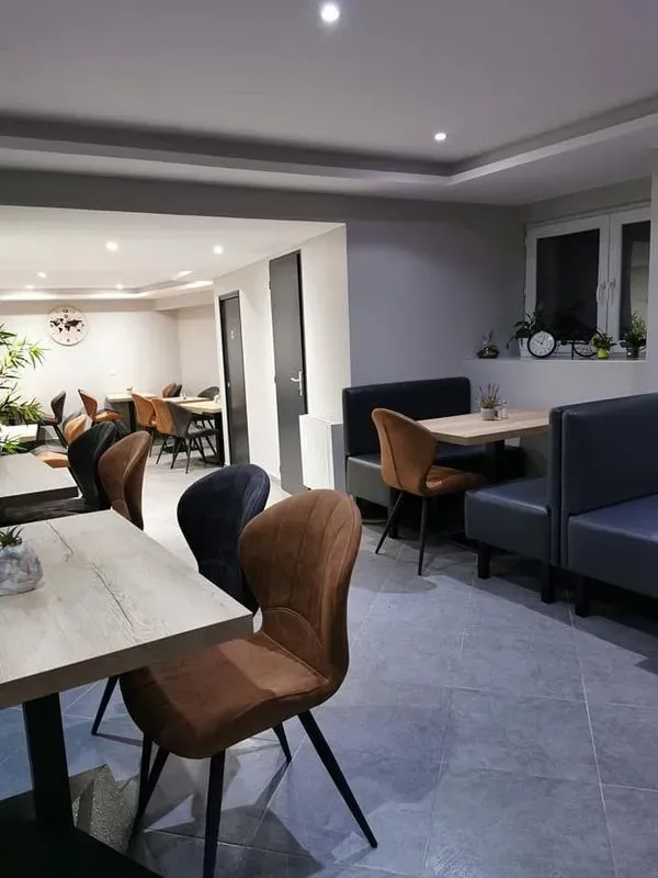 Royal Kebab - salle de restaurant (2)